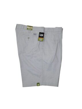 Lee Mens Relaxed Fit Pleated Shorts With Flexible Comfort Waistband Size 40 Dove